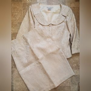 MAGGY LONDON BLAZER SKIRT SET SIZE 4